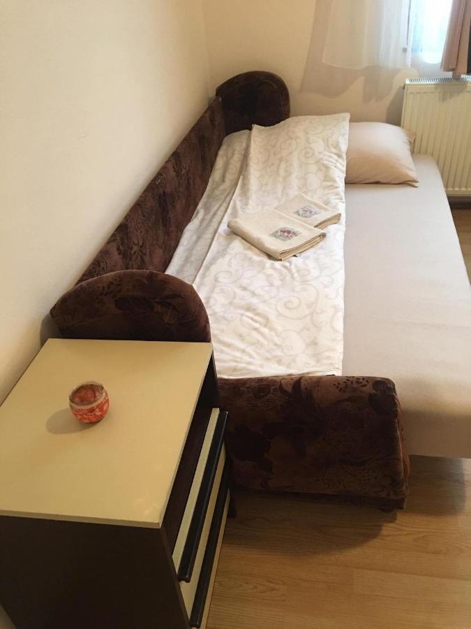 Zvezdica Appartement Bajina Basta Buitenkant foto